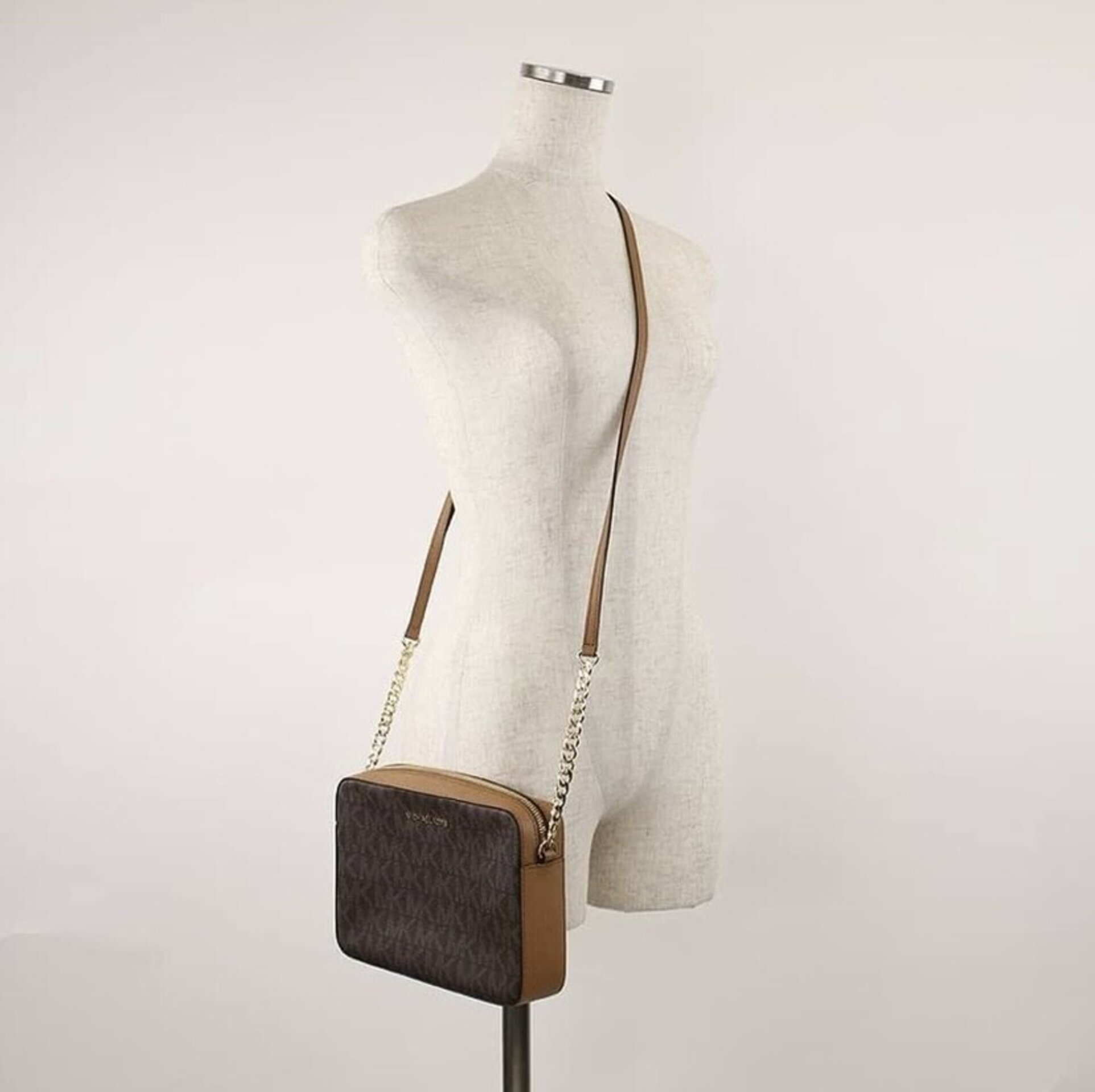 Michael Kors bolso bandolera marrón. Crossbag - 3
